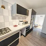 Vakantiehuis House With Big Courtyard, 4 Parking Spots Boekarest