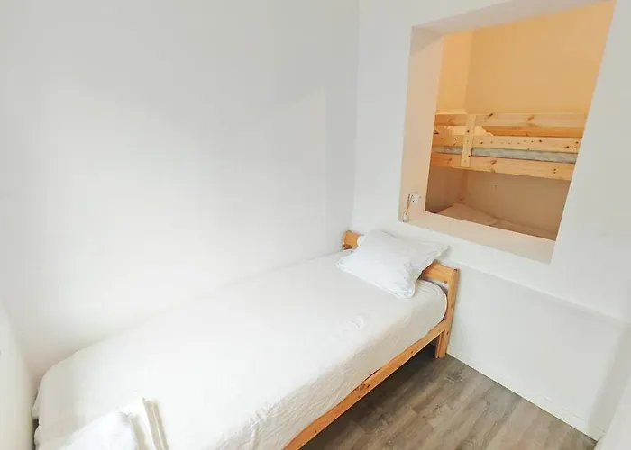 Holiday home House With Big Courtyard, 4 Parking Spots Bucharest