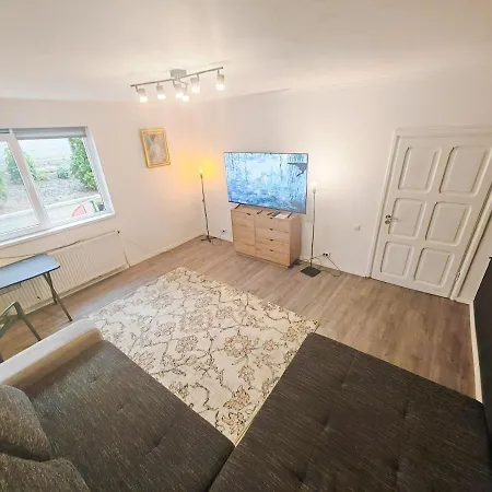 House With Big Courtyard, 4 Parking Spots